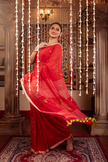  Mastaani ~ Pure Mul Jamdhani Cotton Handloom Saree with Beautiful Diamond Weaves ~ Red