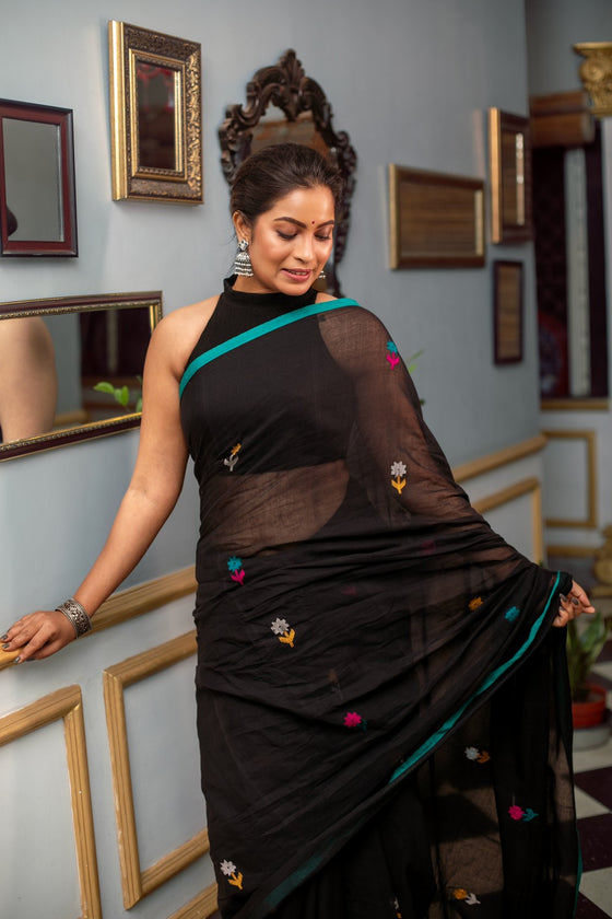 Mastaani ~ Pure Mul Cotton Handloom Saree with Beautiful Floral Weaves ~ Black