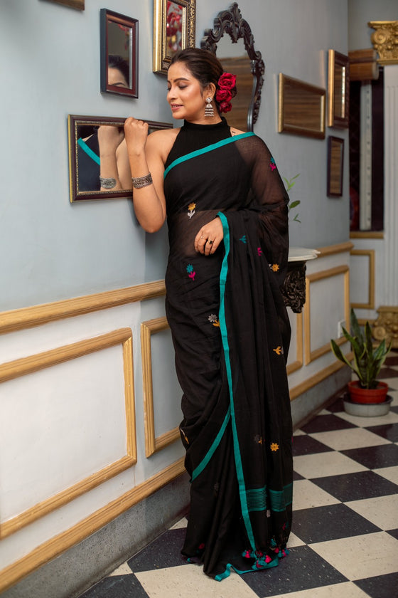 Mastaani ~ Pure Mul Cotton Handloom Saree with Beautiful Floral Weaves ~ Black