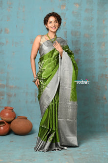  Anokhi ~ Handloom Pure Soft Silk Saree with Designer Pallu ~ Leaf Green (Limited Edition)