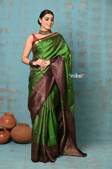  Anokhi ~ Handloom Pure Soft Silk Saree with Designer Pallu ~ Kelly Green (Limited Edition)