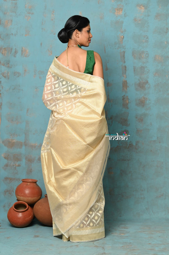 Tejaswi ~ Exclusive High Quality Handloom Banarasi Cotton Saree with Beautiful Abstract Print- Ivory