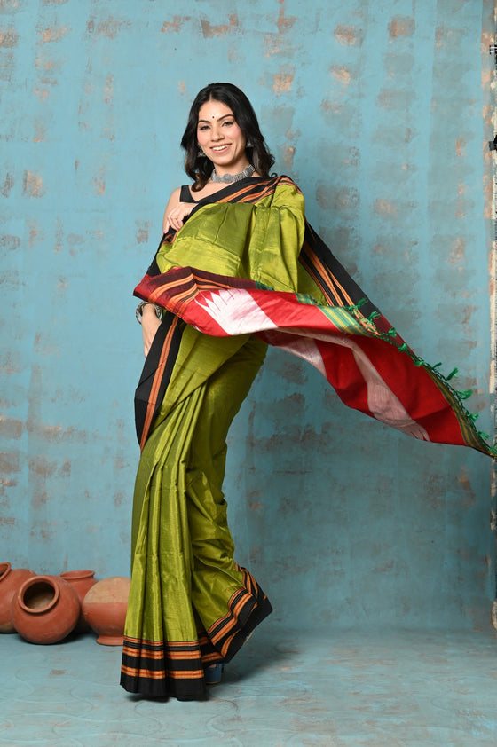 Tyohaar ~ Traditional Handloom Dual Tone Green Ilkal Cotton Viscose with Red Pallu