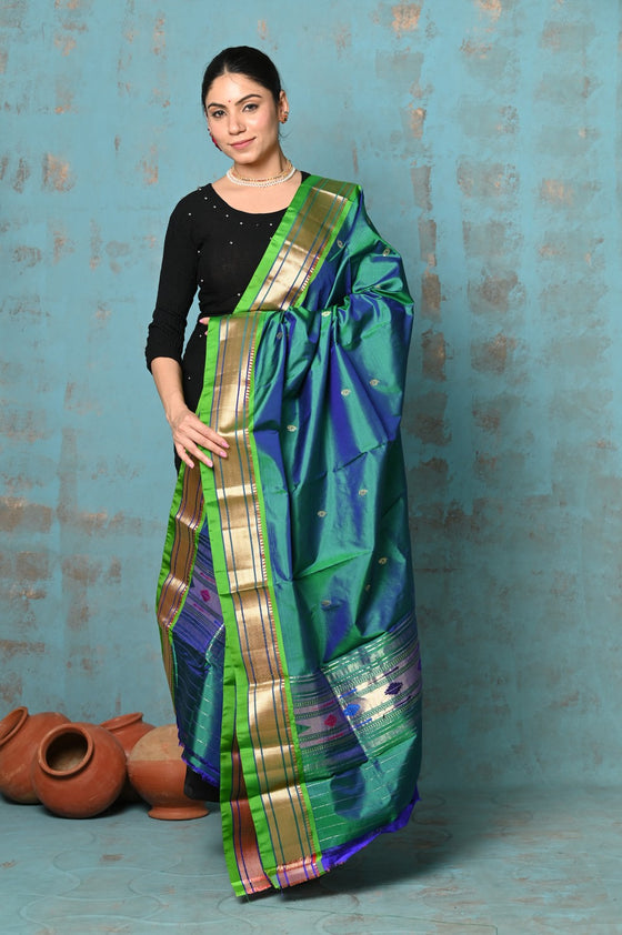 Tyohaar ~ Handloom Pure Silk Paithani Dupatta With Beautiful Handweave and Tassels ~ Dual Tone Green Blue