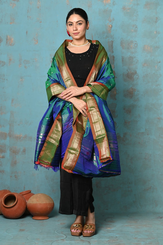 Tyohaar ~ Handloom Pure Silk Paithani Dupatta With Beautiful Handweave and Tassels ~ Dual Tone Blue Green