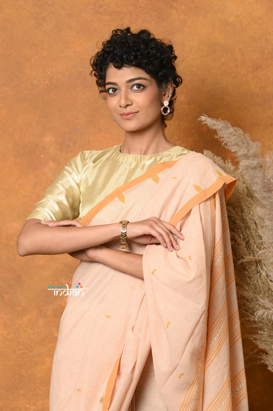 Mastaani ~ Handloom Pure Cotton Saree With Sleek Border - Light Peach