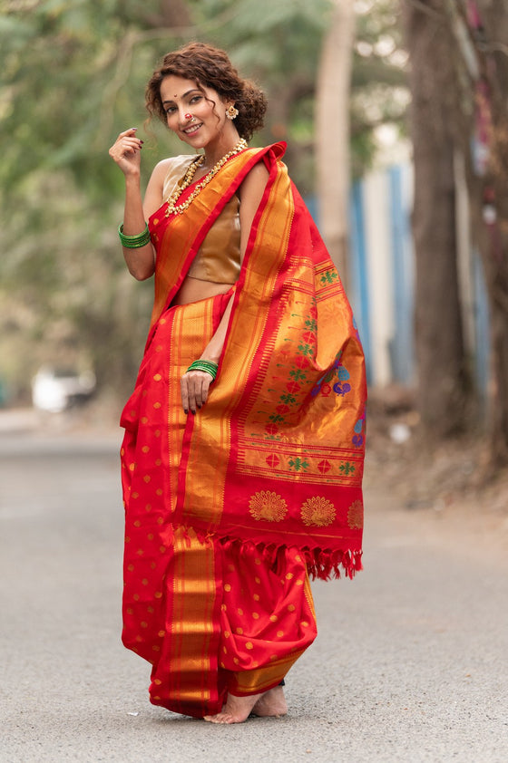 Authentic Pure Silk Handloom Nauvari Paithani Saree in Red