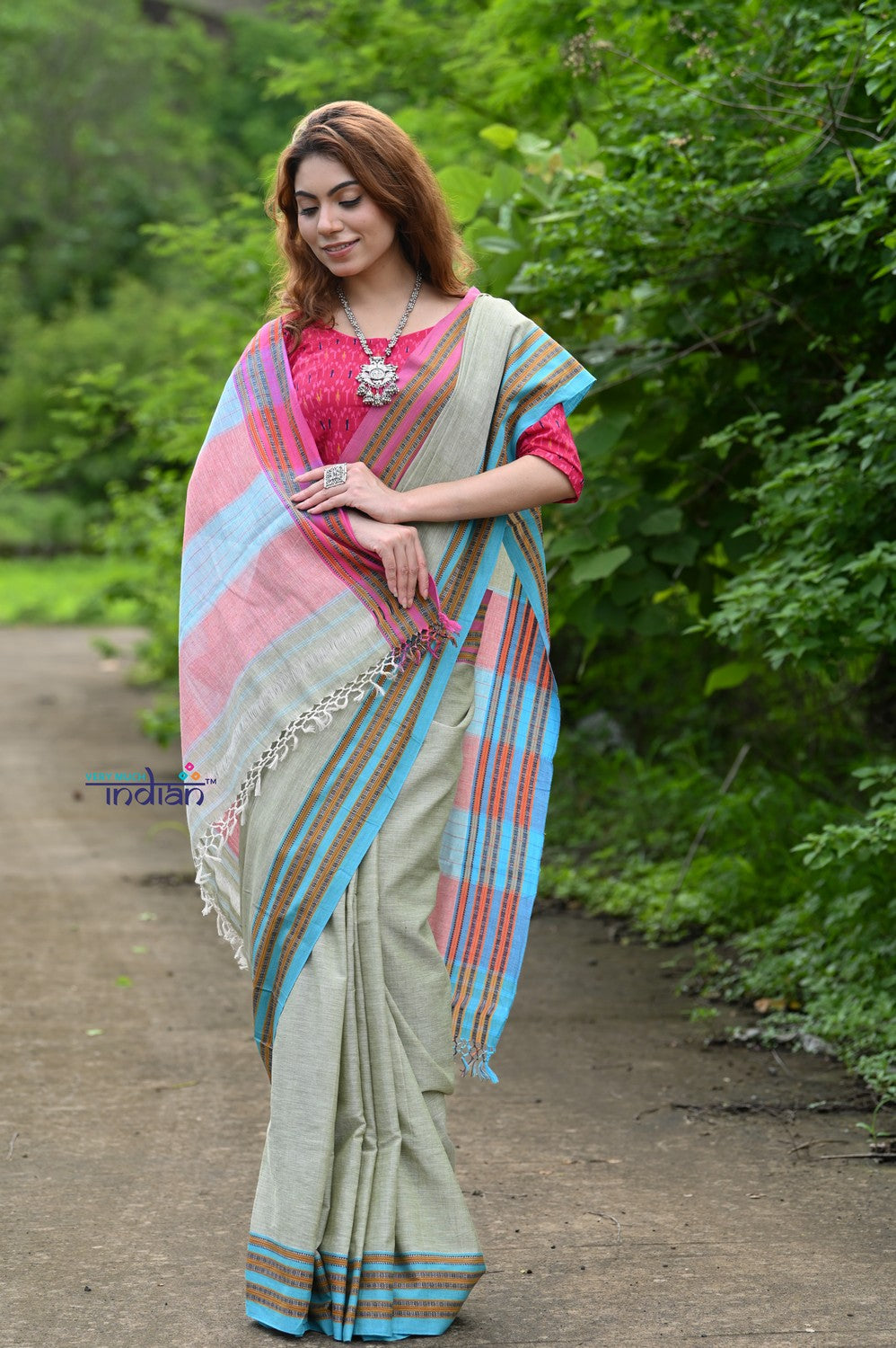 Buy Abstract Digital Linen Saree Online - Uttariya