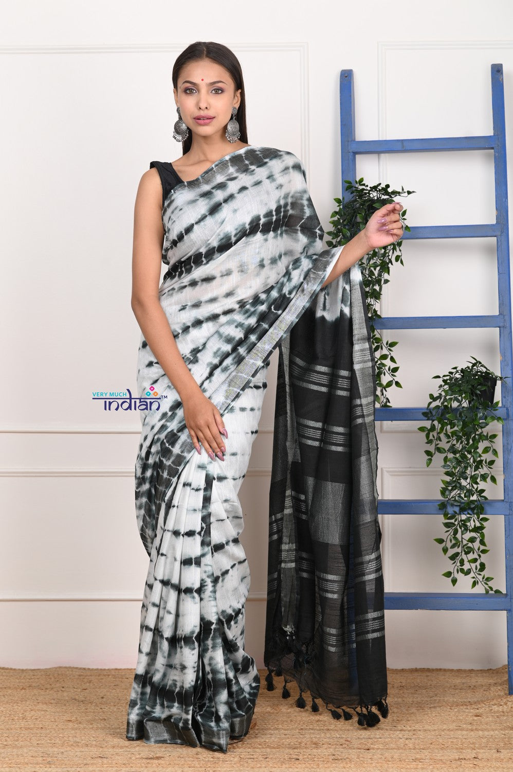 Summer Breeze - Tie & Dye, Soft Mul Saree With Trimmings - Leaf Green